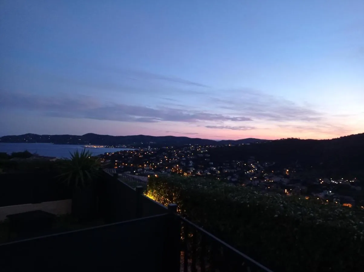 Vue Panoramique Exceptionnelle Lägenhet Le Lavandou 0*,