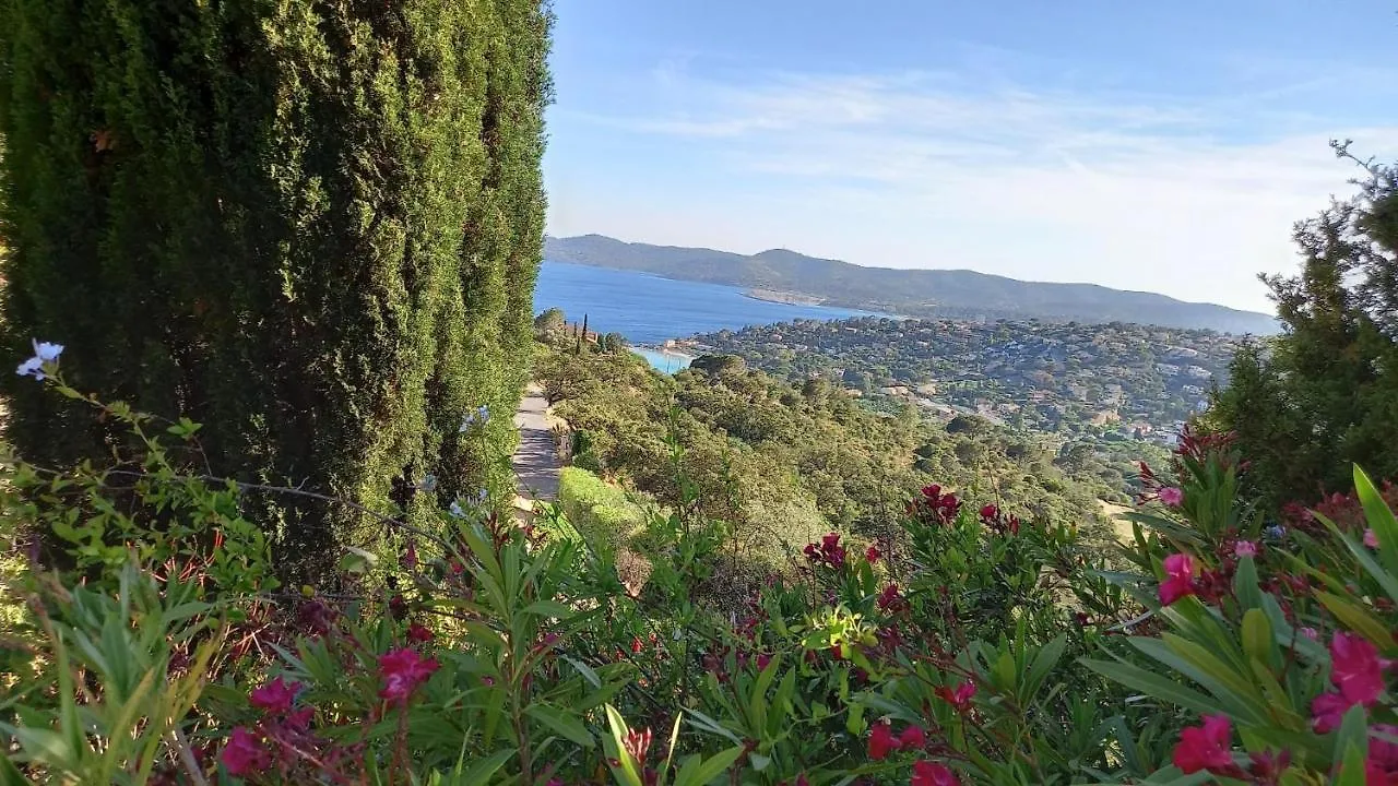 Apartment Ferienwohnung Vue Panoramique Exceptionnelle Le Lavandou