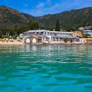 Roc - 4 Etoiles Les Pieds Dans L'eau Le Lavandou